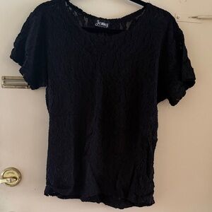 JENNY Elegant Black Lace 2XWomen Top. See through design worn once. MADE IN USA.
